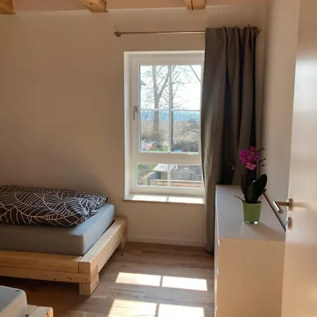 Zweinig 04 アパート